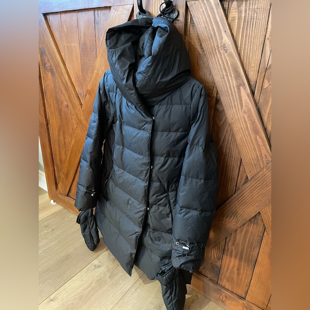 BNWT ZARA BLACK DOWN PUFFER JACKET!